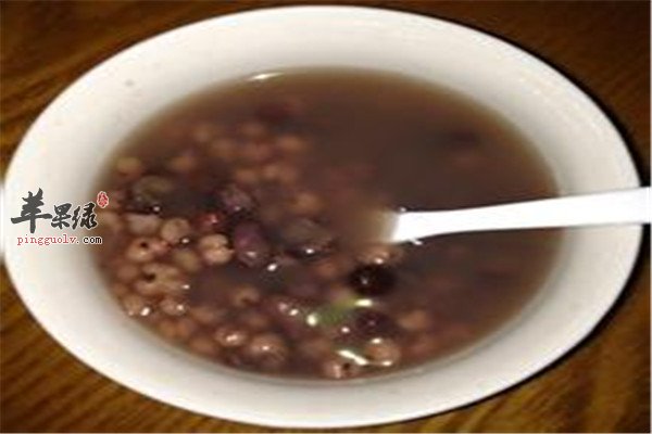 扁薏米红豆粥——夏季祛湿解毒  第2张