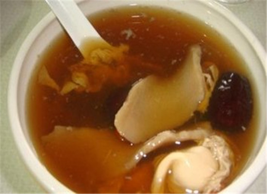 夏季男性贫血吃什么 推荐补血食谱  第4张