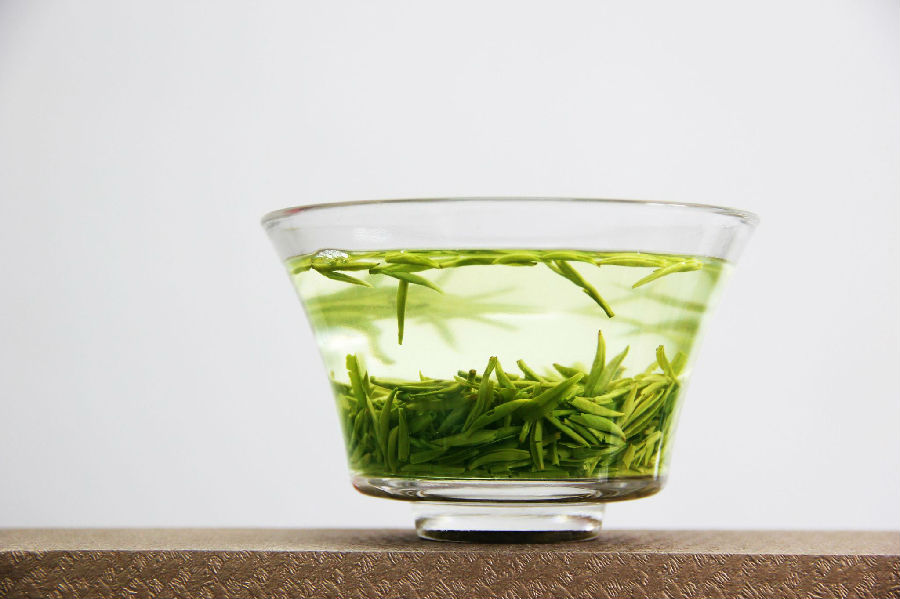 秋季干燥要补水 推荐喝绿茶养生  第3张