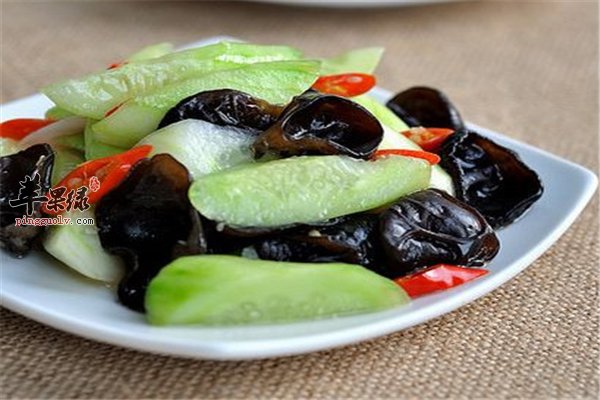 春季排毒补水的食物