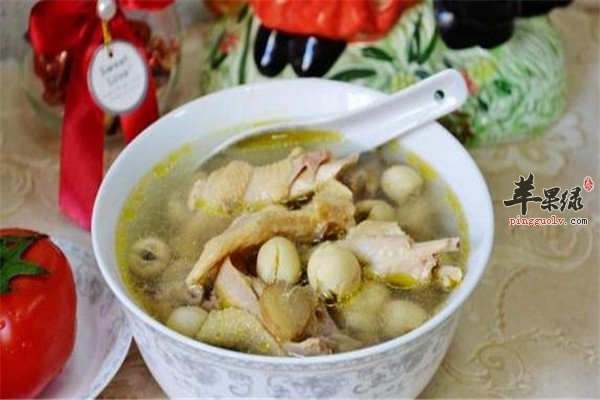 玉米莲子炖土鸡——夏季去火消暑  第2张