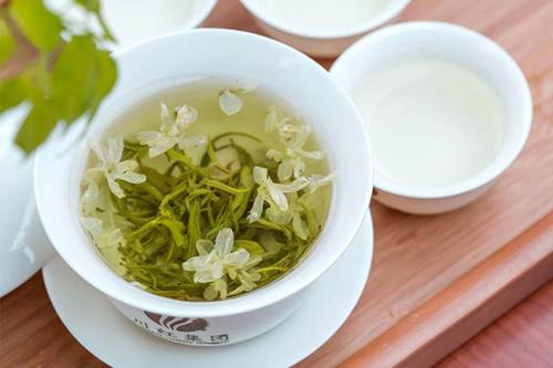 春季如何润燥提神 这些食物不能少  第1张