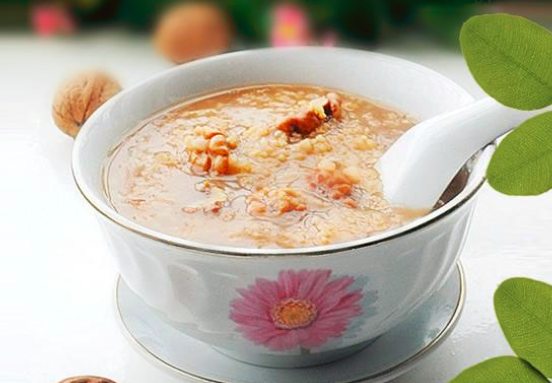 哺乳期能吃核桃吗_哺乳期吃核桃下奶吗_核桃的功效与作用_一天吃几个核桃_注意事项  第4张