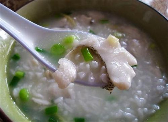 春季女性缓解慢性肠胃病的食谱