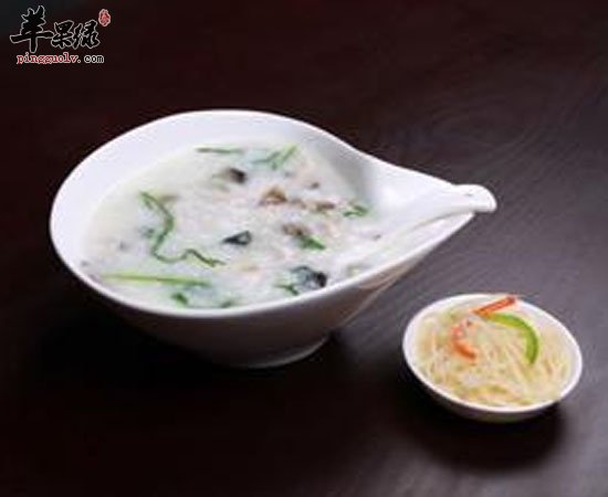 夏季喝藿香黄瓜薄荷粥有助去口气  第3张
