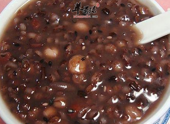小雪天气喝黑芝麻红枣粥补肾养血  第3张