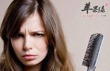 哪些因素会导致出现产后脱发的情况  第1张
