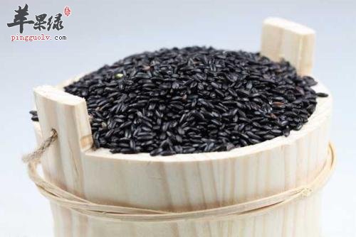 小寒的补肾方法 吃黑米有效补肾
