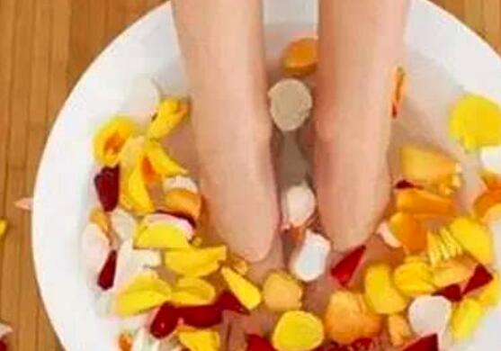 孕妇腿疼腰疼怎么办_孕妇腿疼腰疼吃什么好