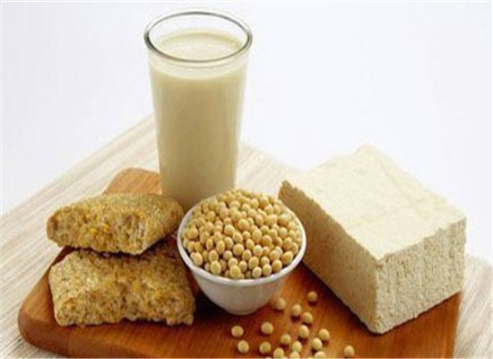 三类食物能帮你预防乳房胀痛
