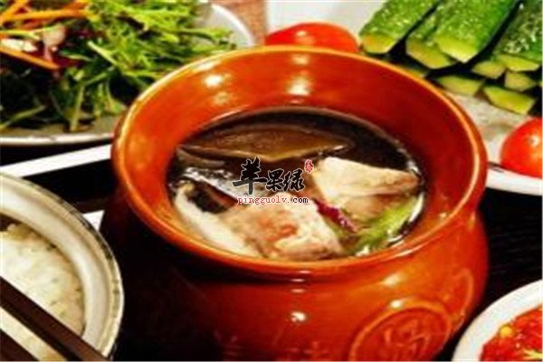 广东人讲究养生 两款秋季养生食谱  第1张