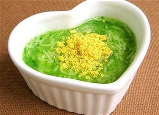 五个月宝宝如何添加辅食_方法  第3张