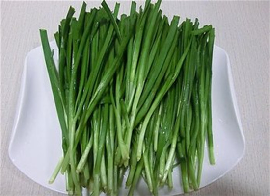 男性长痘痘 多吃大豆和韭菜  第4张