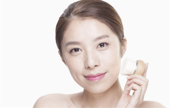懒女人美白护肤的方法有哪些  第1张