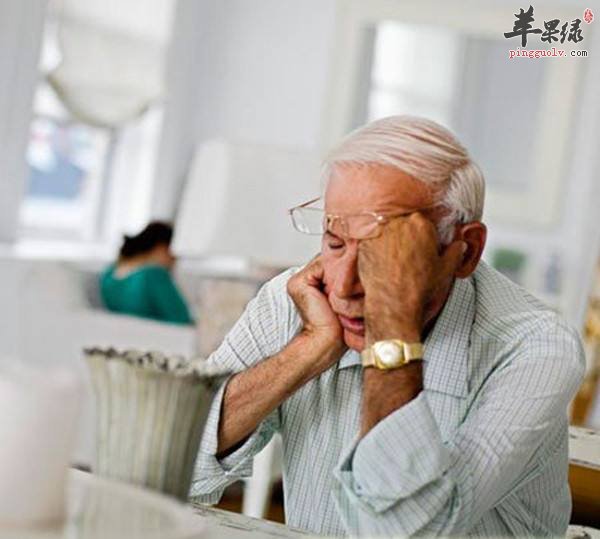 老年人腿麻的原因 这些情况导致