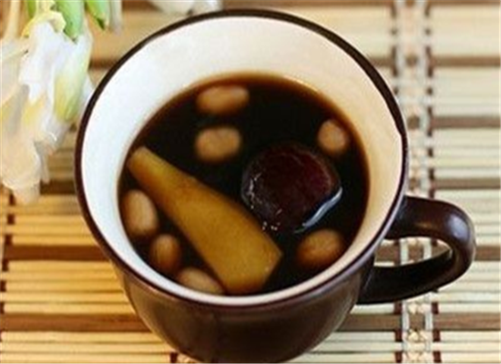 月经期间吃什么有助于排污血_宜吃饮食