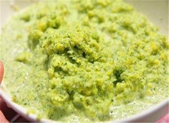适合五个月宝宝食用的辅食_吃什么