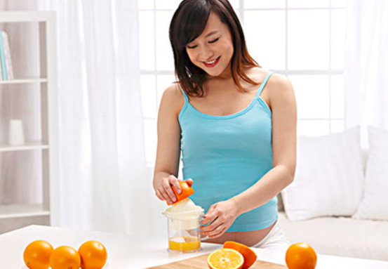 孕妇能吃橙子吗_孕妇吃橙子好吗_孕妇吃橙子上火吗_对胎儿好吗_注意事项  第3张