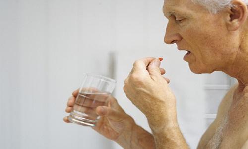 老人易患骨质疏松 这些食物要避免