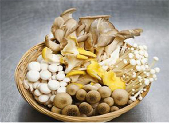 乳腺增生出现乳房胀痛 三类食物要多吃