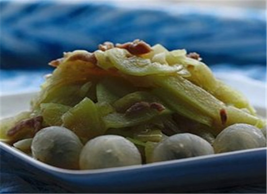 西瓜片炒肉丝 孕妈妈首选西瓜食谱  第1张