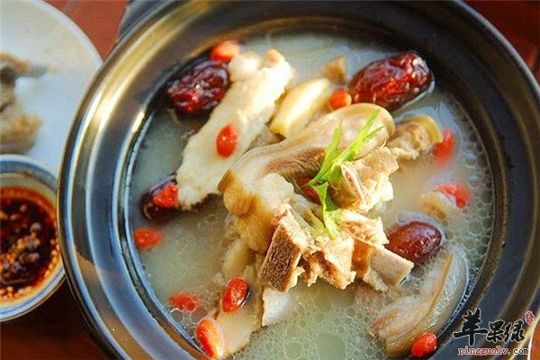 小寒节气吃什么 两款食谱驱寒保暖  第2张