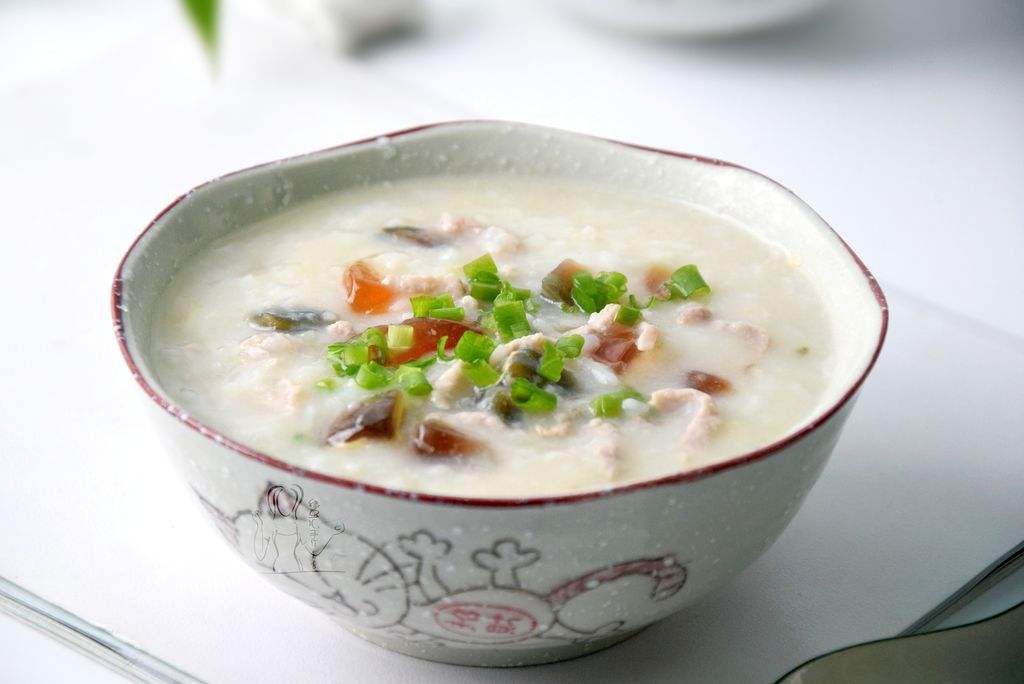 宝宝发烧吃什么食物好  第2张