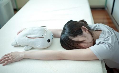 夏季养生注意午睡 合理午睡更健康  第1张
