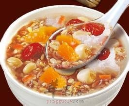 雨水如何进行饮食和睡眠的调养  第1张