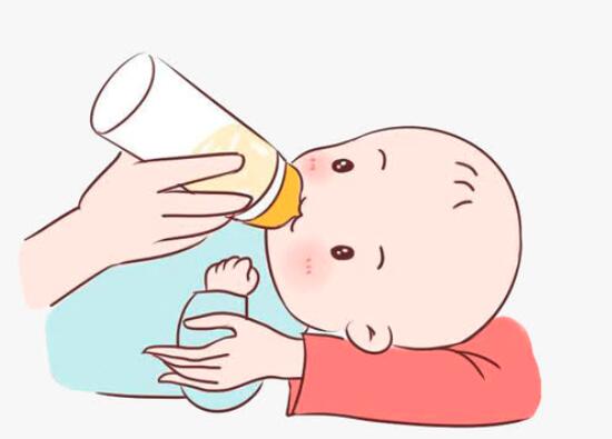 婴儿可以睡着喝奶吗_婴儿喝奶的正确姿势
