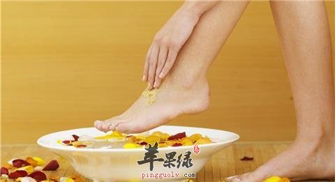 小寒的养生要点 多泡脚勤补肾