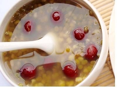 适合秋季食用的绿豆粥