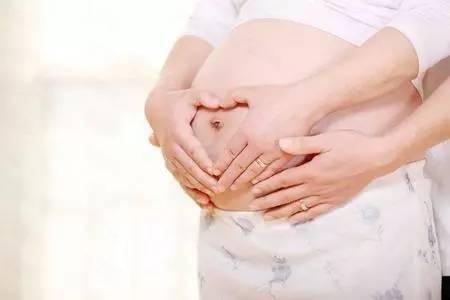 孕妇能吃彩椒吗_孕妇吃彩椒有什么好处_孕妇吃彩椒的做法_营养及功效_注意事项